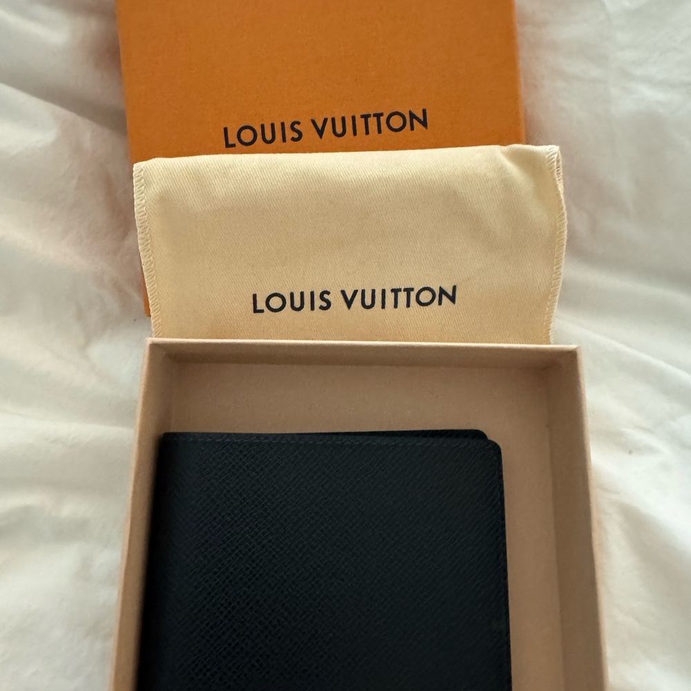 Louis Vuitton Black Men's Wallet